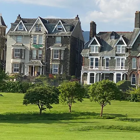 Brundholme Bed & Breakfast